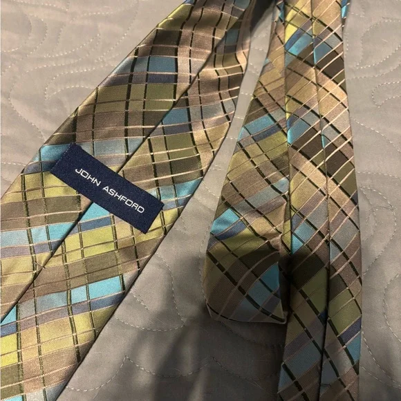 Plaid Silk Tie in Blue and Green - Picture 2 of 2